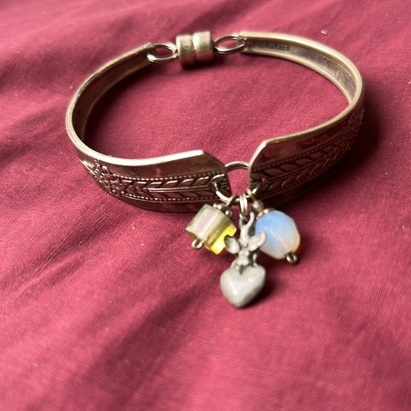 charm bracelet - Picture 2 of 4